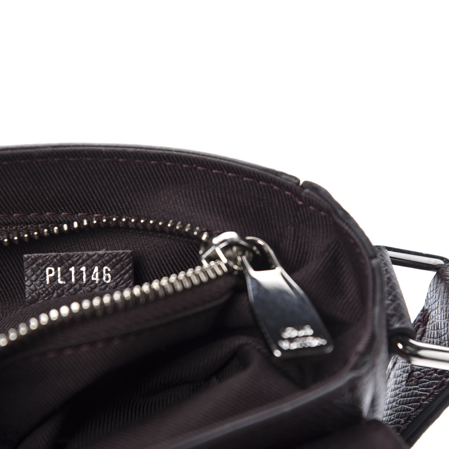 Louis Vuitton Taiga Roman PM Messenger Acajou 9 of 10