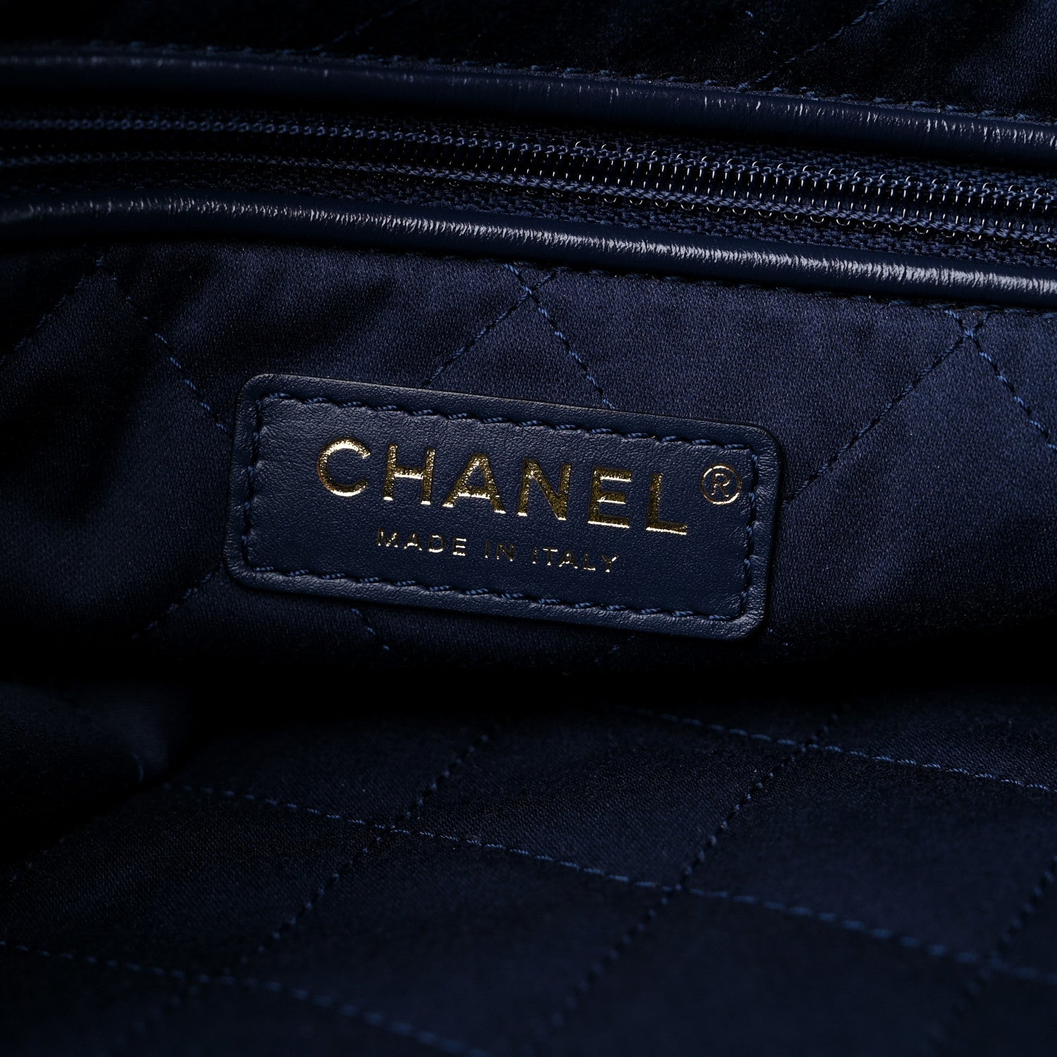 Chanel Shiny Calfskin Quilted Chanel 22 Navy Blue 1276048