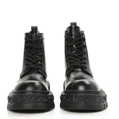 Louis Vuitton Calfskin Baroque Flat Ranger Boots 7.5 Black 2 of 7