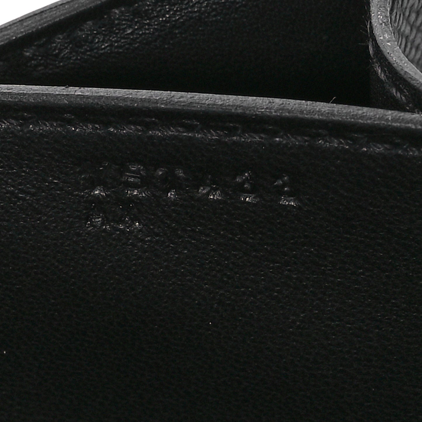 Epsom Constance 18 Black