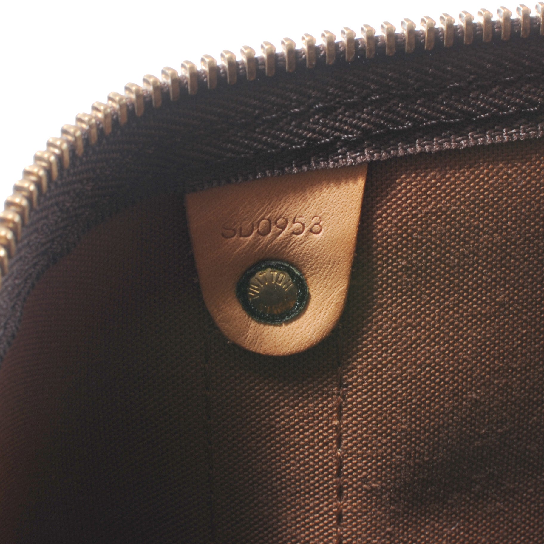 Louis Vuitton Monogram Keepall Bandouliere 60 7 of 9