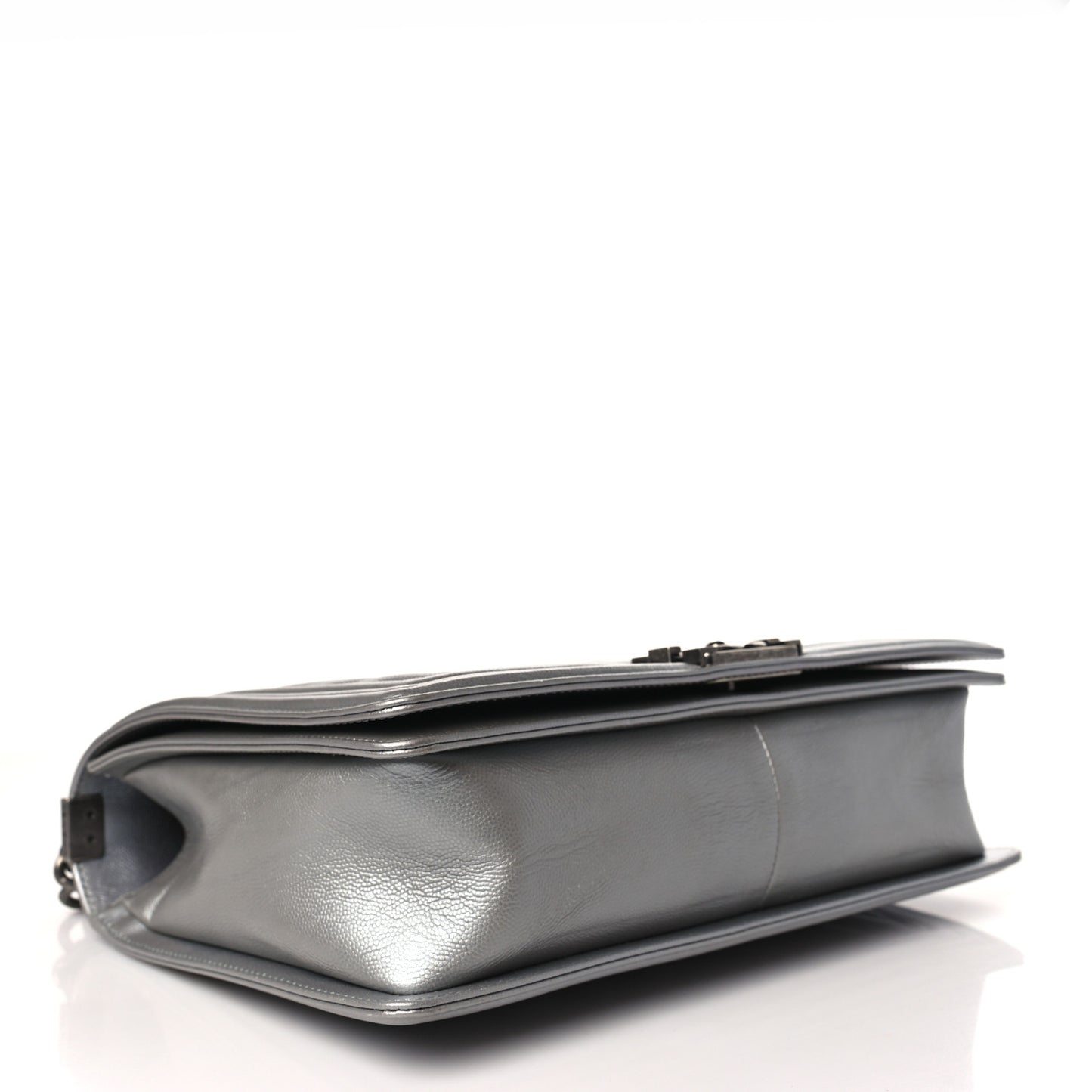 Caviar Chevron New Medium Boy Flap Silver