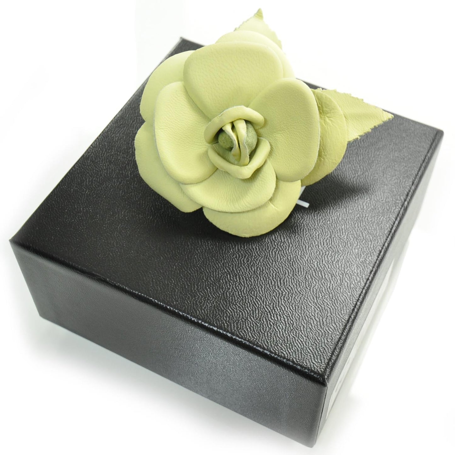 Leather Camellia Pin Brooch Green
