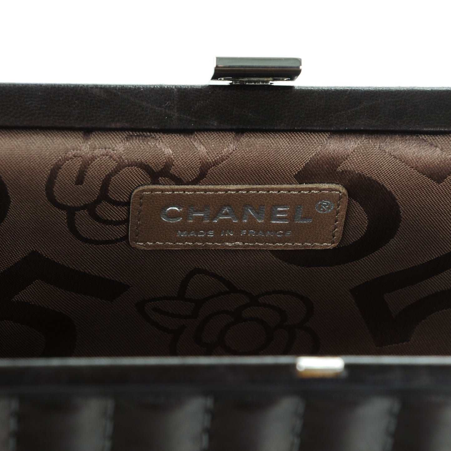 Lambskin Vertical Quilted Mademoiselle Clutch Marron Fonce
