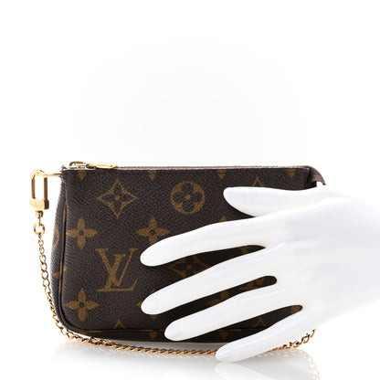 Louis Vuitton Monogram Mini Pochette Accessories 2 of 8