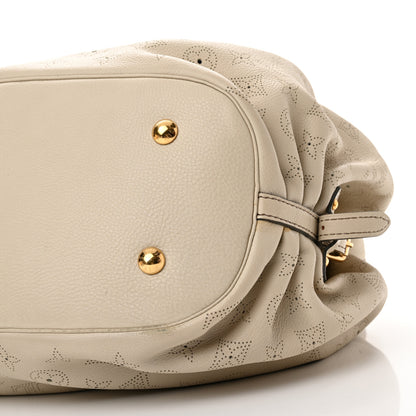 Louis Vuitton Mahina L Sable 9 of 13