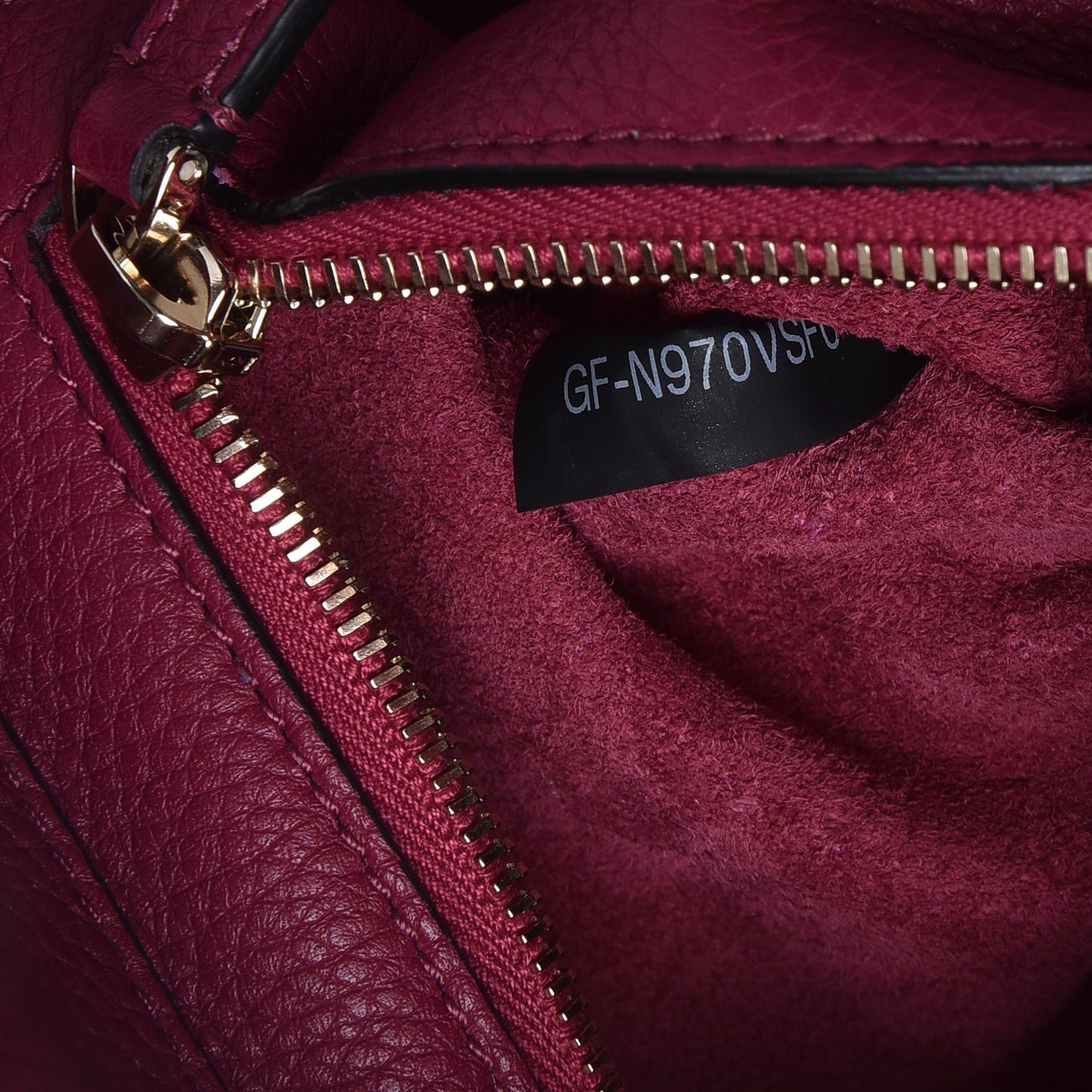 Pebbled Calfskin Medium Rockstud Tote Camelia
