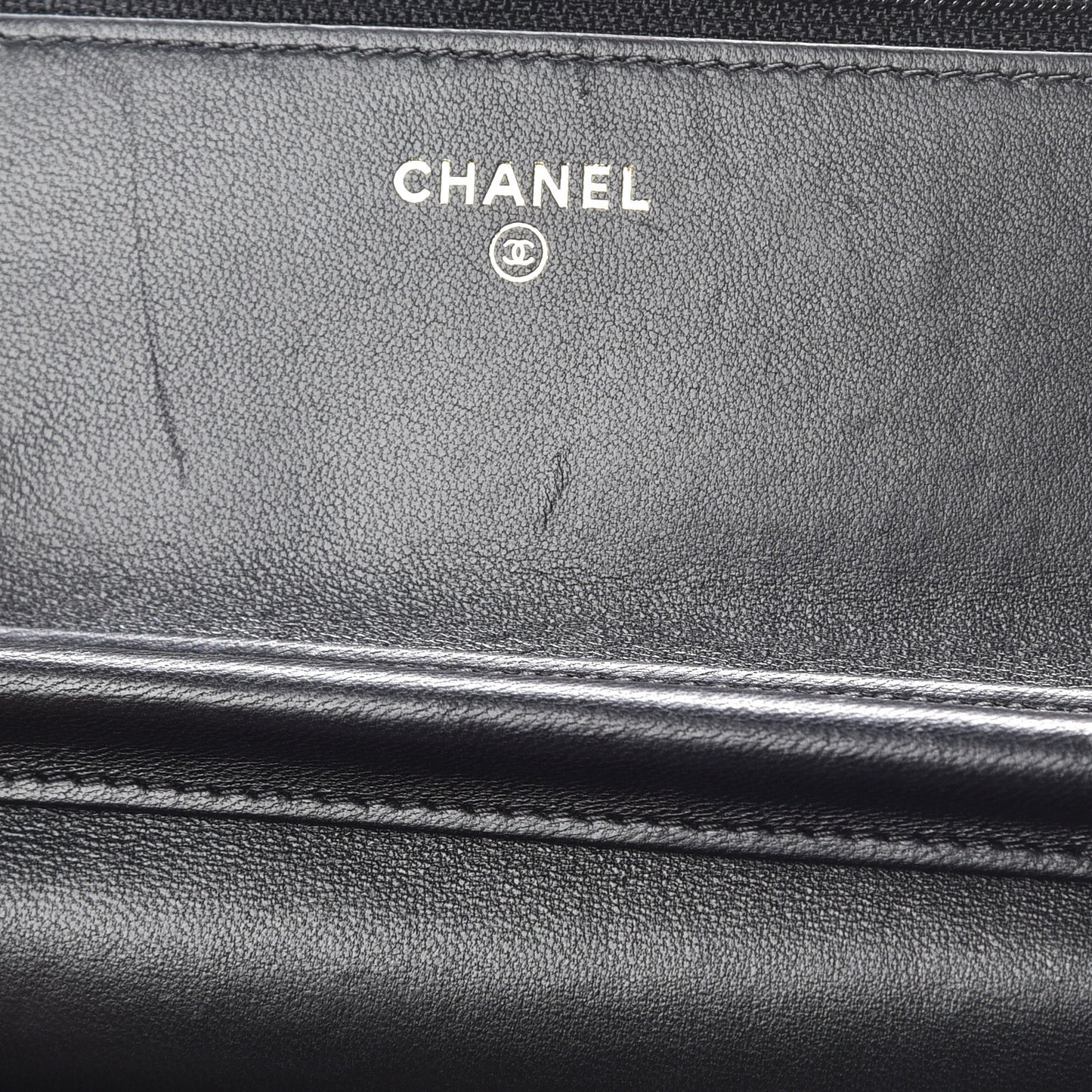 Lambskin Quilted Wallet On Chain WOC Black
