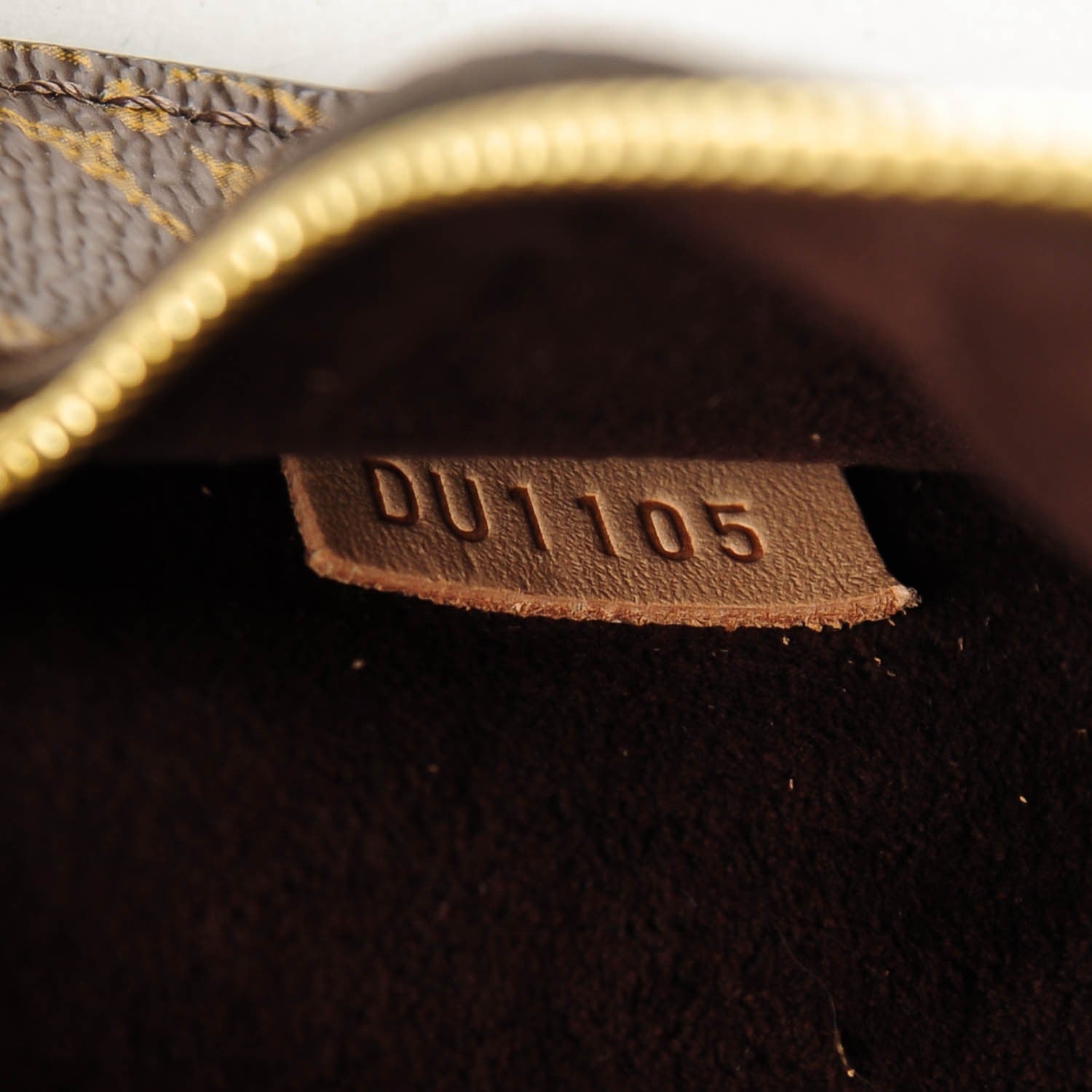 Louis Vuitton Monogram Pochette Metis 6 of 7