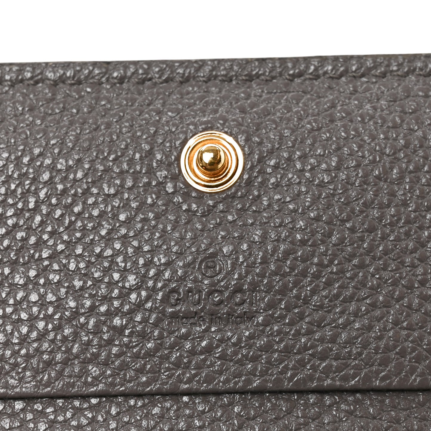 Grainy Calfskin Zumi Chain Card Case Wallet Dusty Grey
