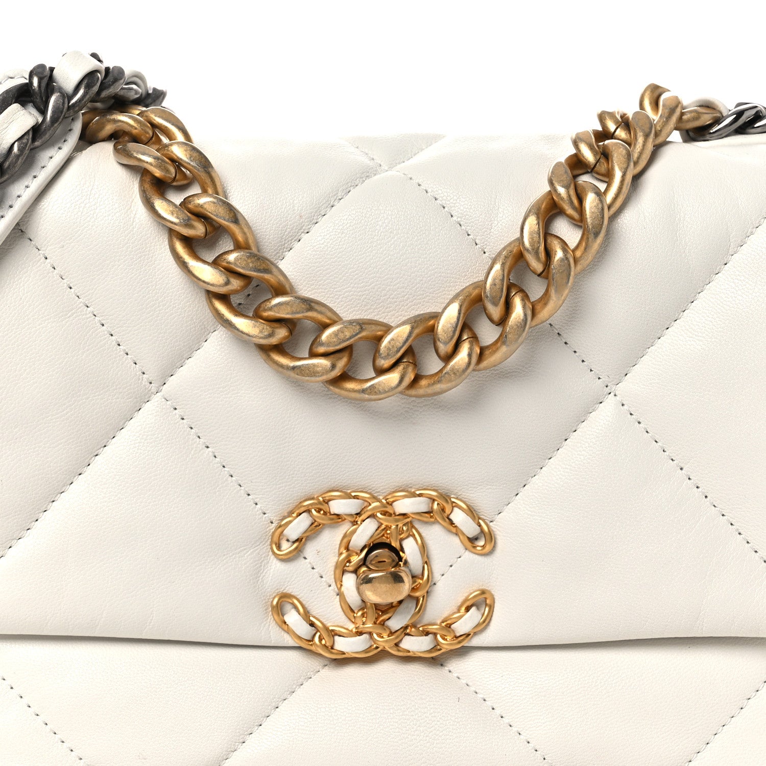 Chanel Goatskin Quilted Medium Chanel 19 Flap White 8 of 12