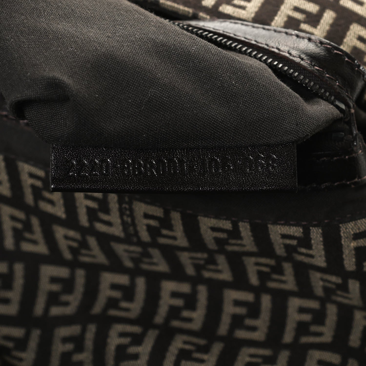 Fendi Zucchino Vitello Mama Baguette Testa di Moro Beige 7 of 10