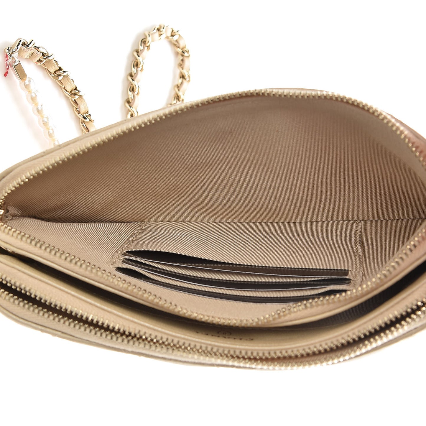 Iridescent Lambskin Quilted Pearl Clutch With Chain Beige