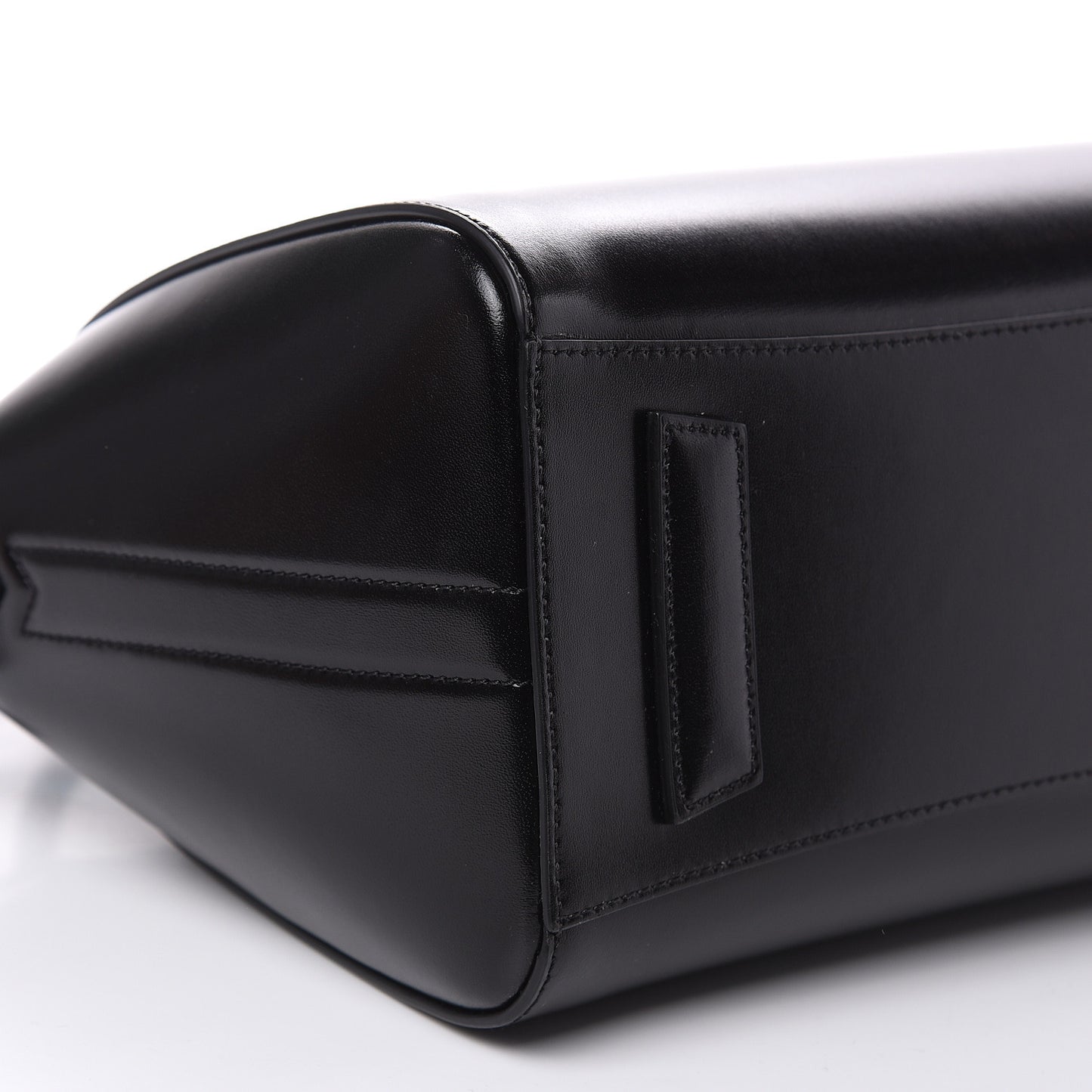 Shiny Lord Calfskin Small Antigona Black