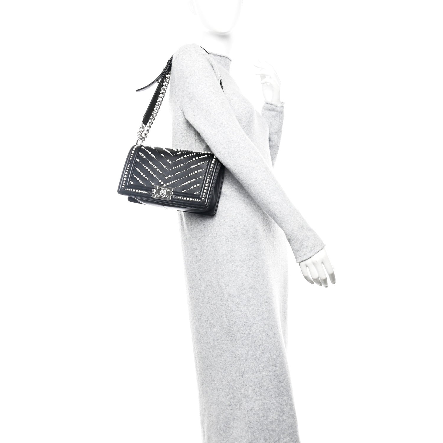 Chanel Calfskin Pearl Chevron Medium Boy Flap Black 2 of 11