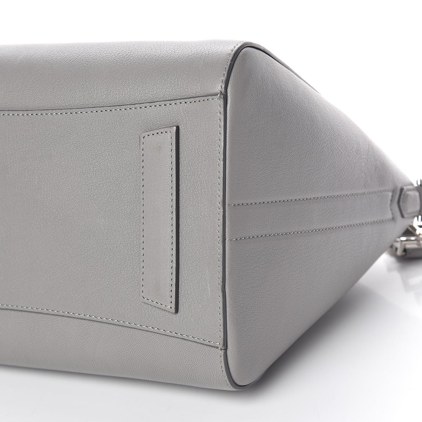 Sugar Goatskin Medium Antigona Pearl Grey