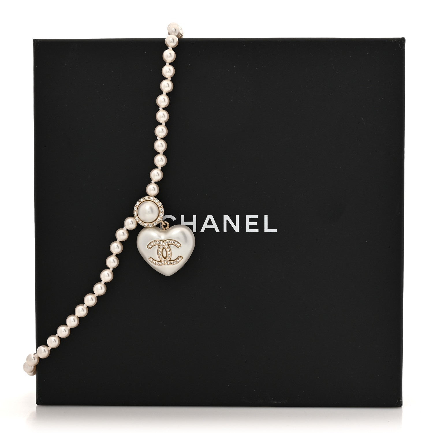 Chanel Pearl Crystal CC Heart Short Necklace Gold Pearly White 5 of 5
