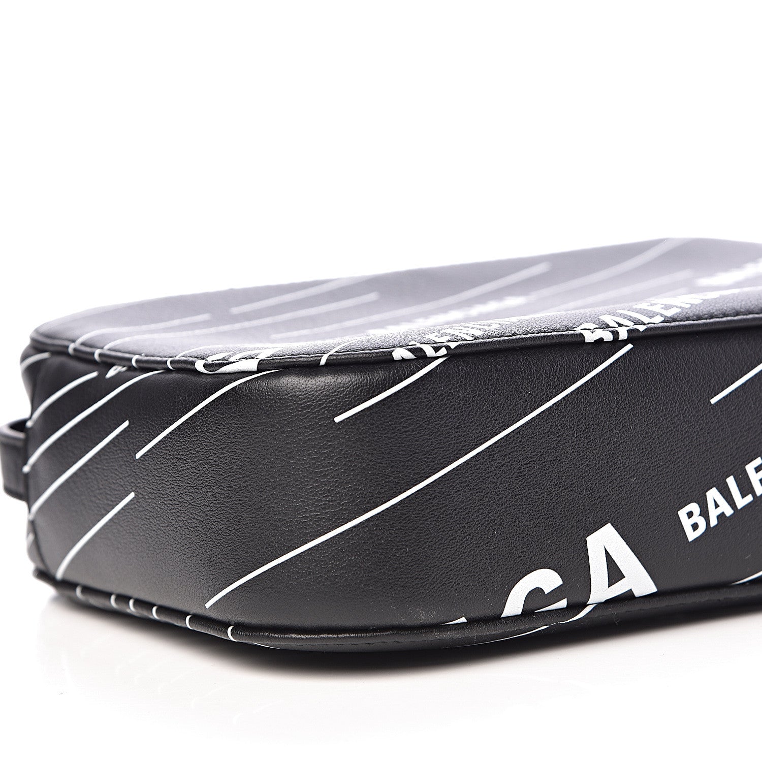 Balenciaga Calfskin Everyday Logo Print S Camera Bag Black 8 of 10