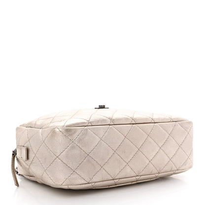 Chanel Metallic Aged Calfskin Quilted Medium Reissue Camera Case Gold 4 of 11