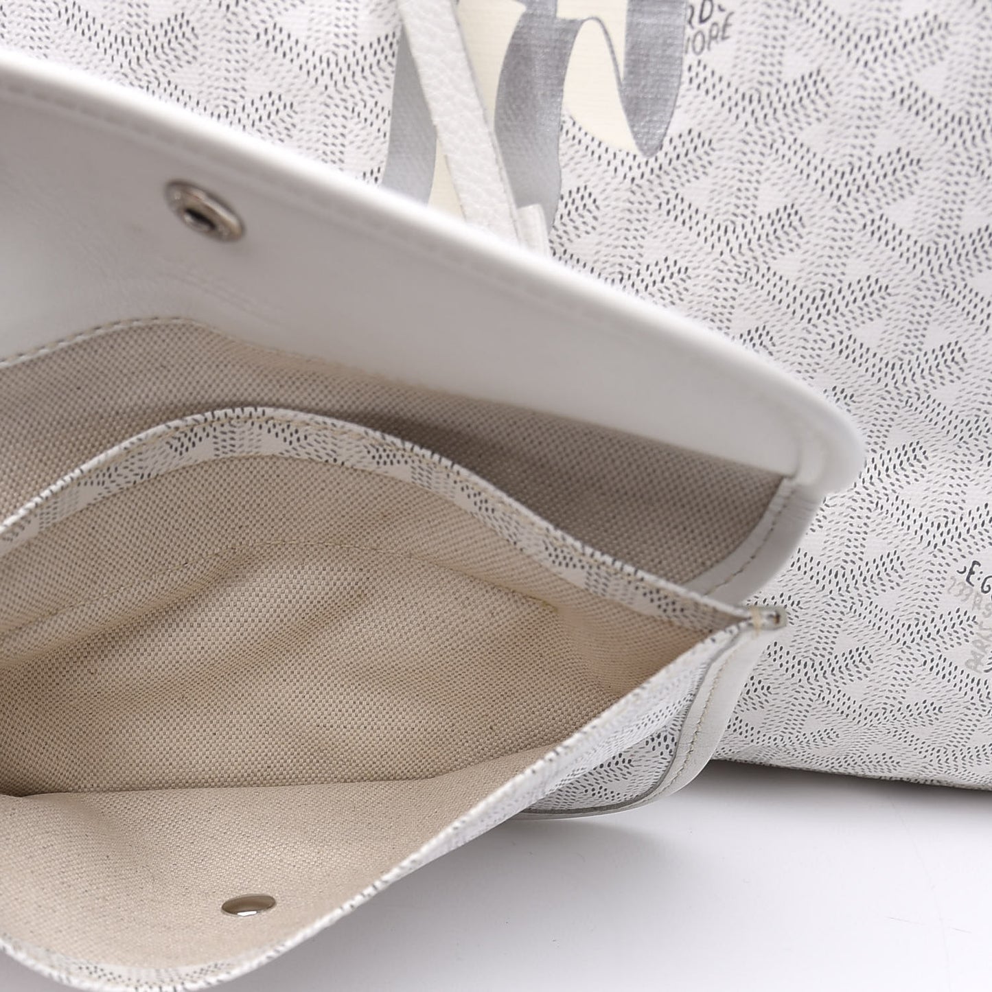 Goyardine Saint Louis GM White