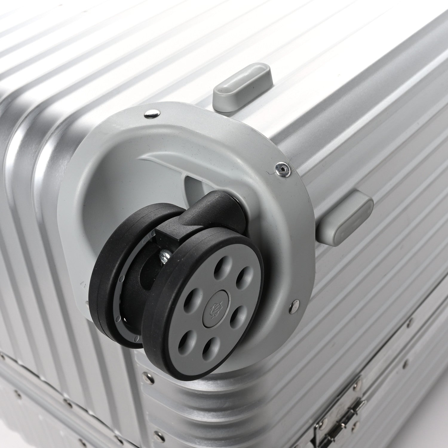 Rimowa Aluminum Original Trunk S Silver 10 of 12