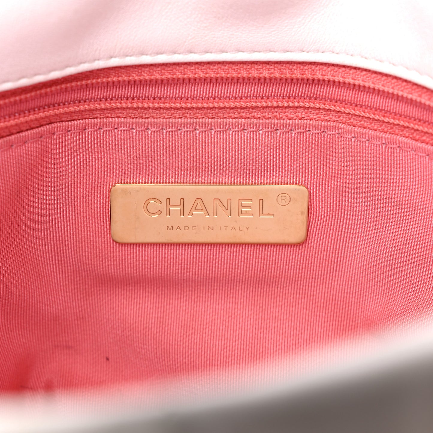 Lambskin Quilted Large Chanel 19 Flap White