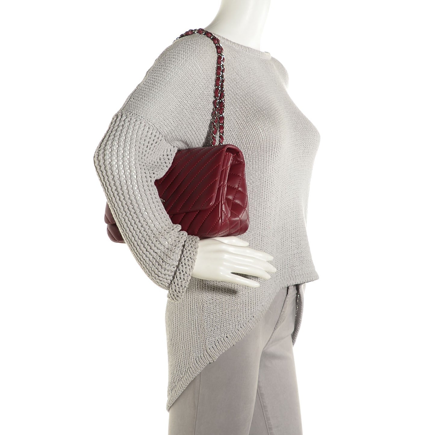 Lambskin Chevron Medium Single Flap Red