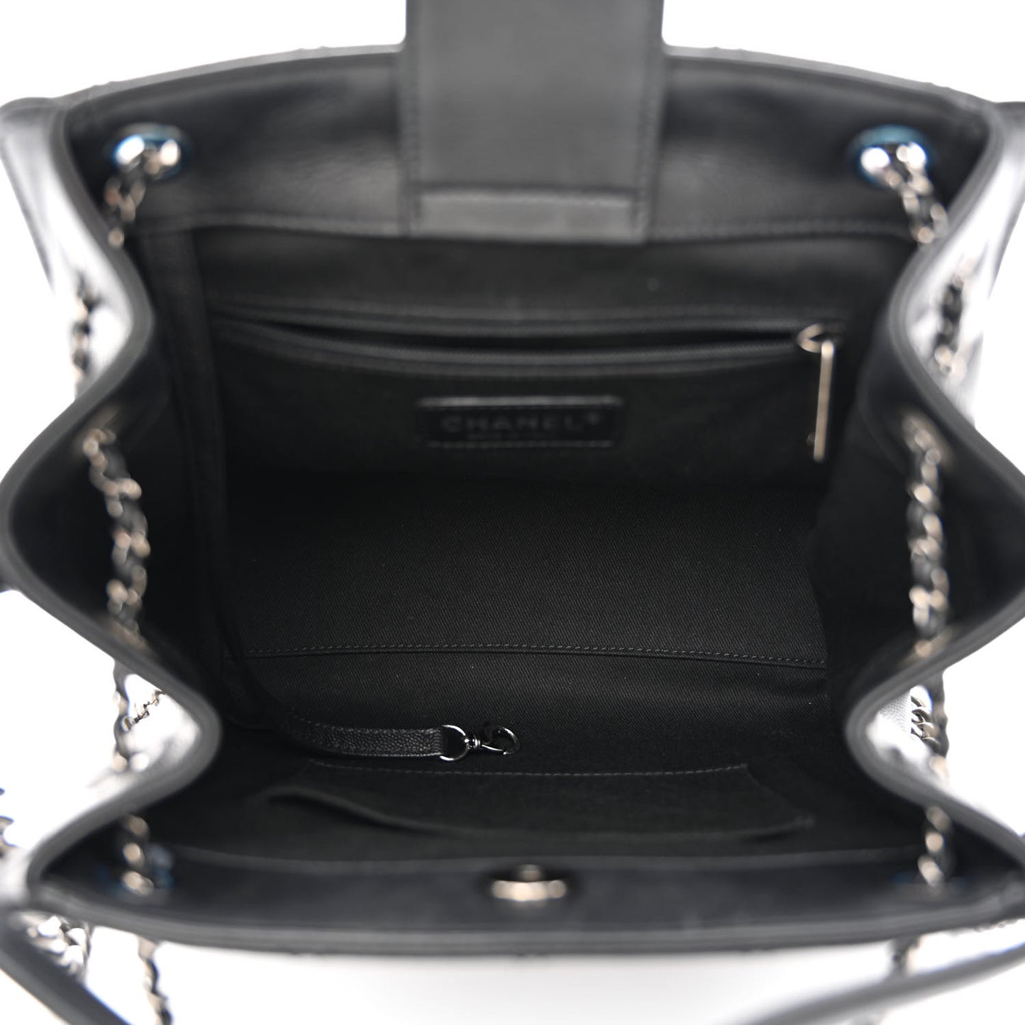 Caviar Quilted Medium CC Bucket Bag Black