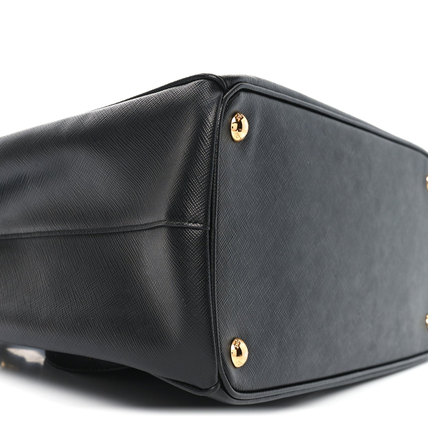 Saffiano Medium Galleria Double Zip Tote Black
