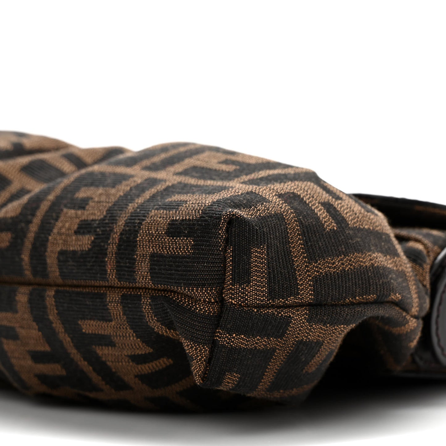 Zucca Small Chef Shoulder Bag Tobacco