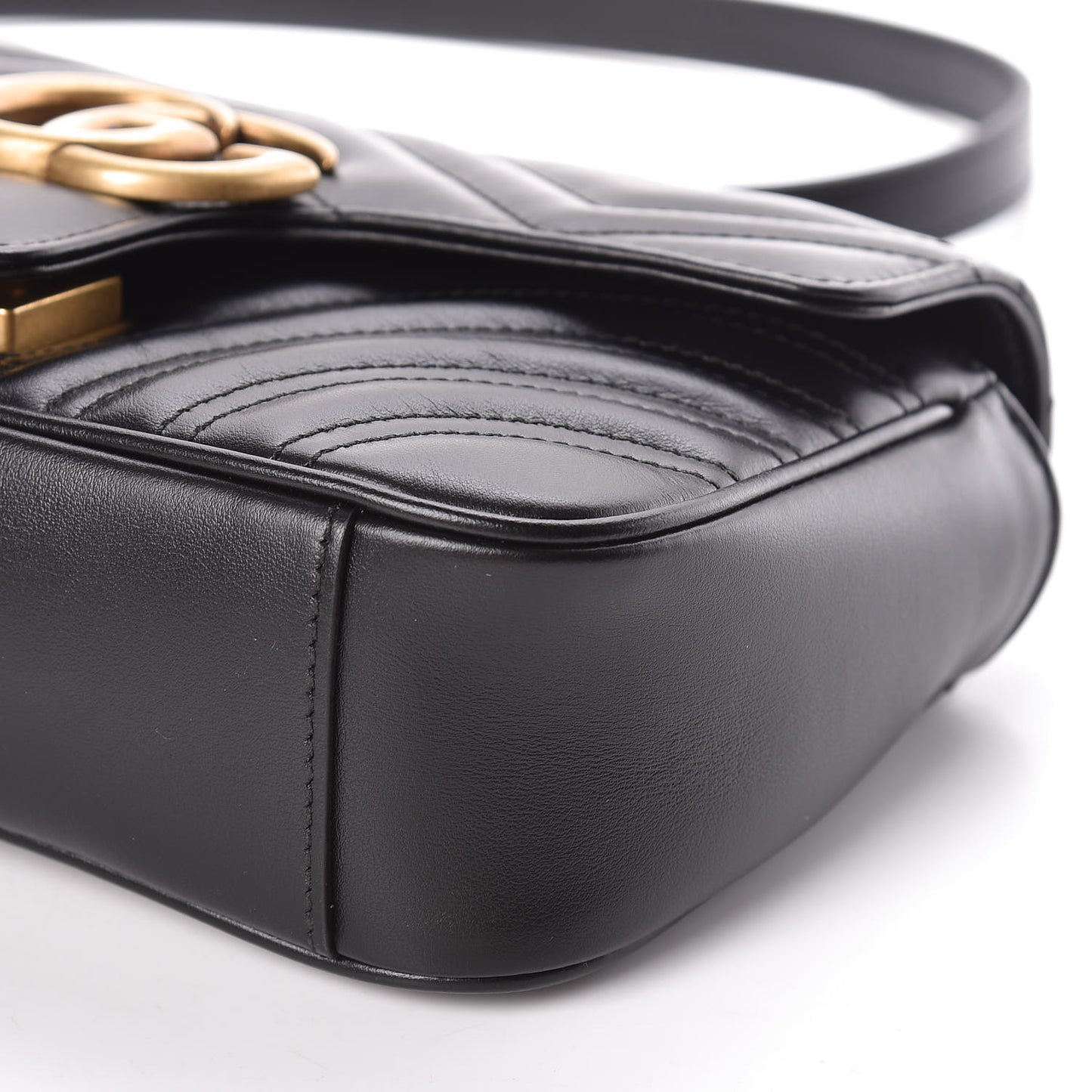 Calfskin Matelasse Mini GG Marmont Shoulder Bag Black