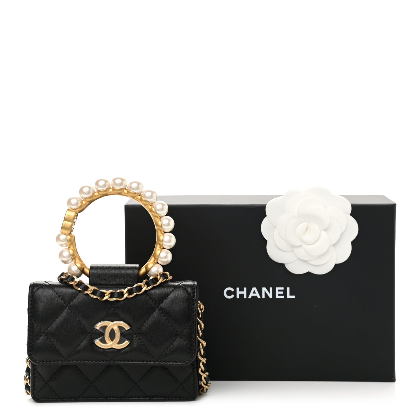 Lambskin Quilted Pearl Crown Clutch With Chain Black