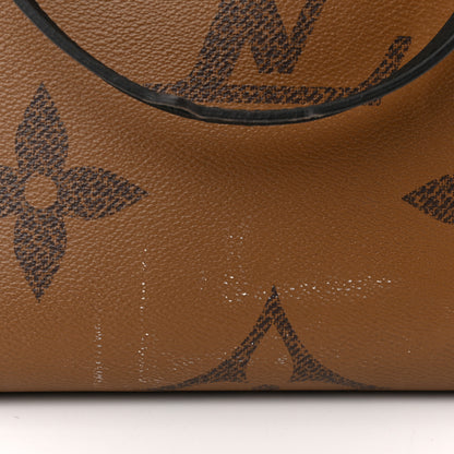 Louis Vuitton Reverse Monogram Giant Onthego MM 12 of 20