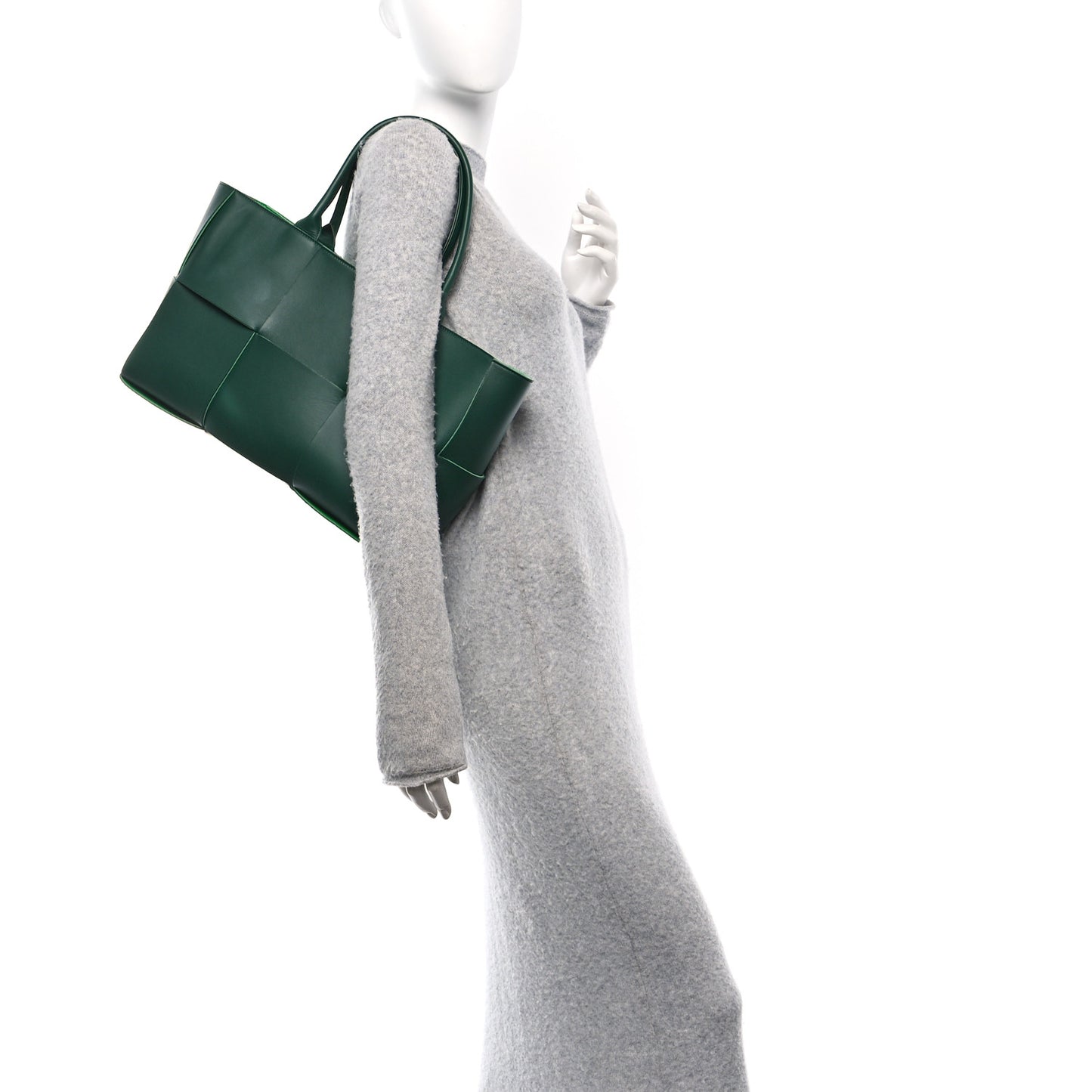 Calfskin Maxi Intrecciato Medium Arco Tote Raintree