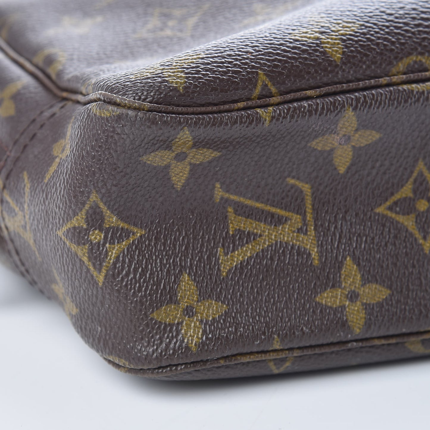 Monogram Trousse Toilette 23