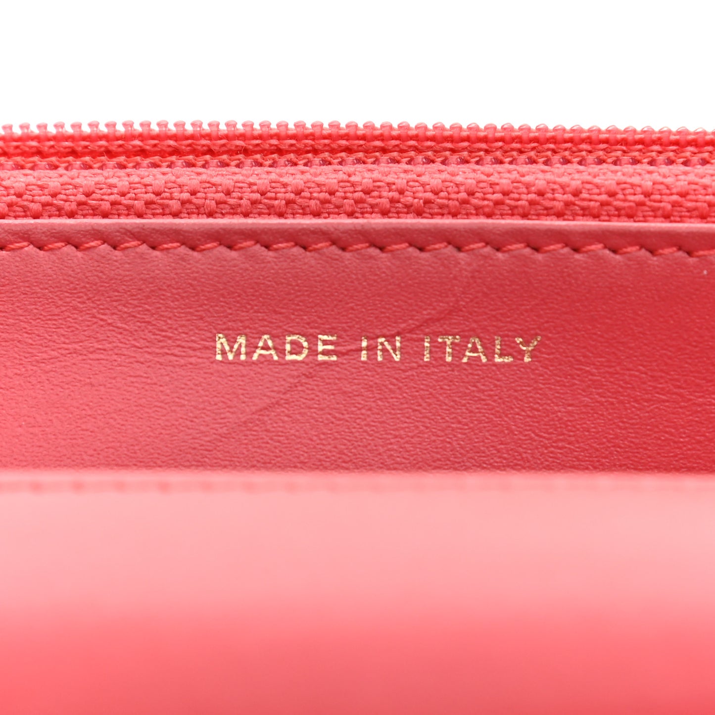 Caviar Timeless CC Wallet On Chain WOC Dark Pink