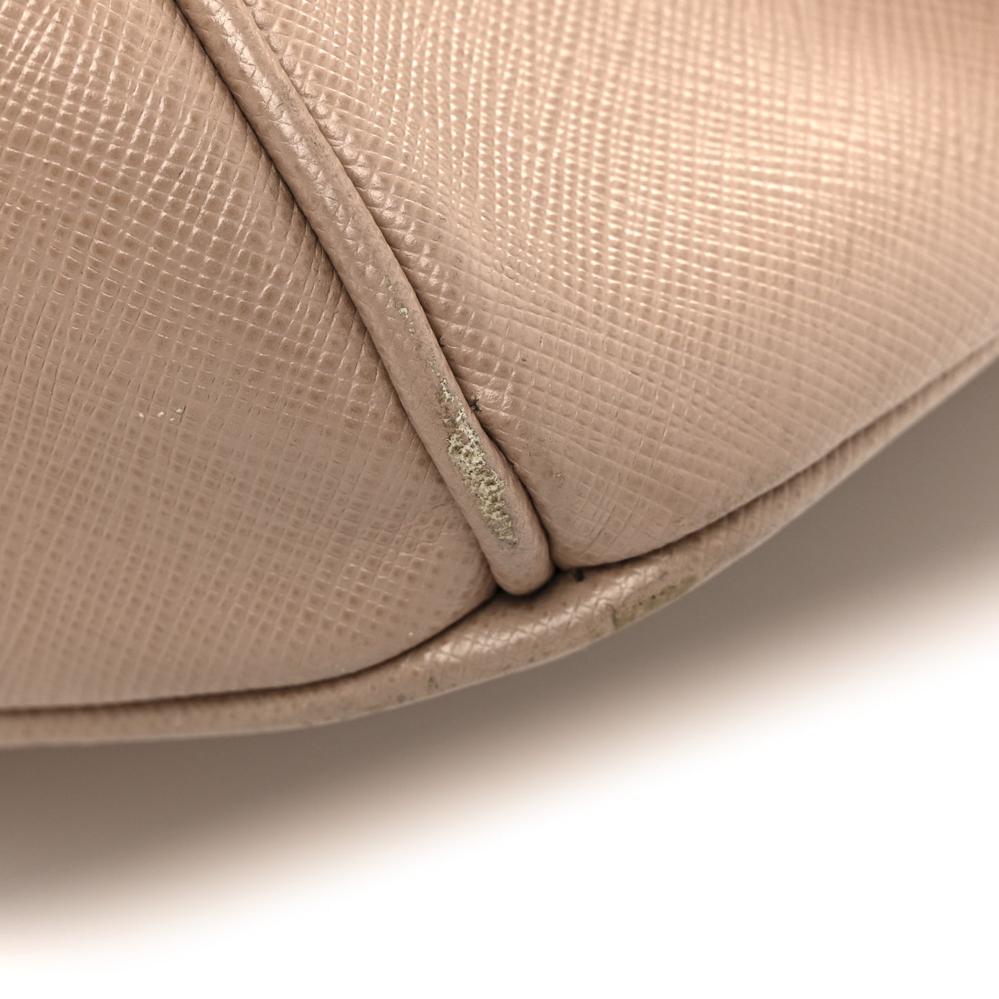 Saffiano Medium Galleria Double Zip Tote Cammeo