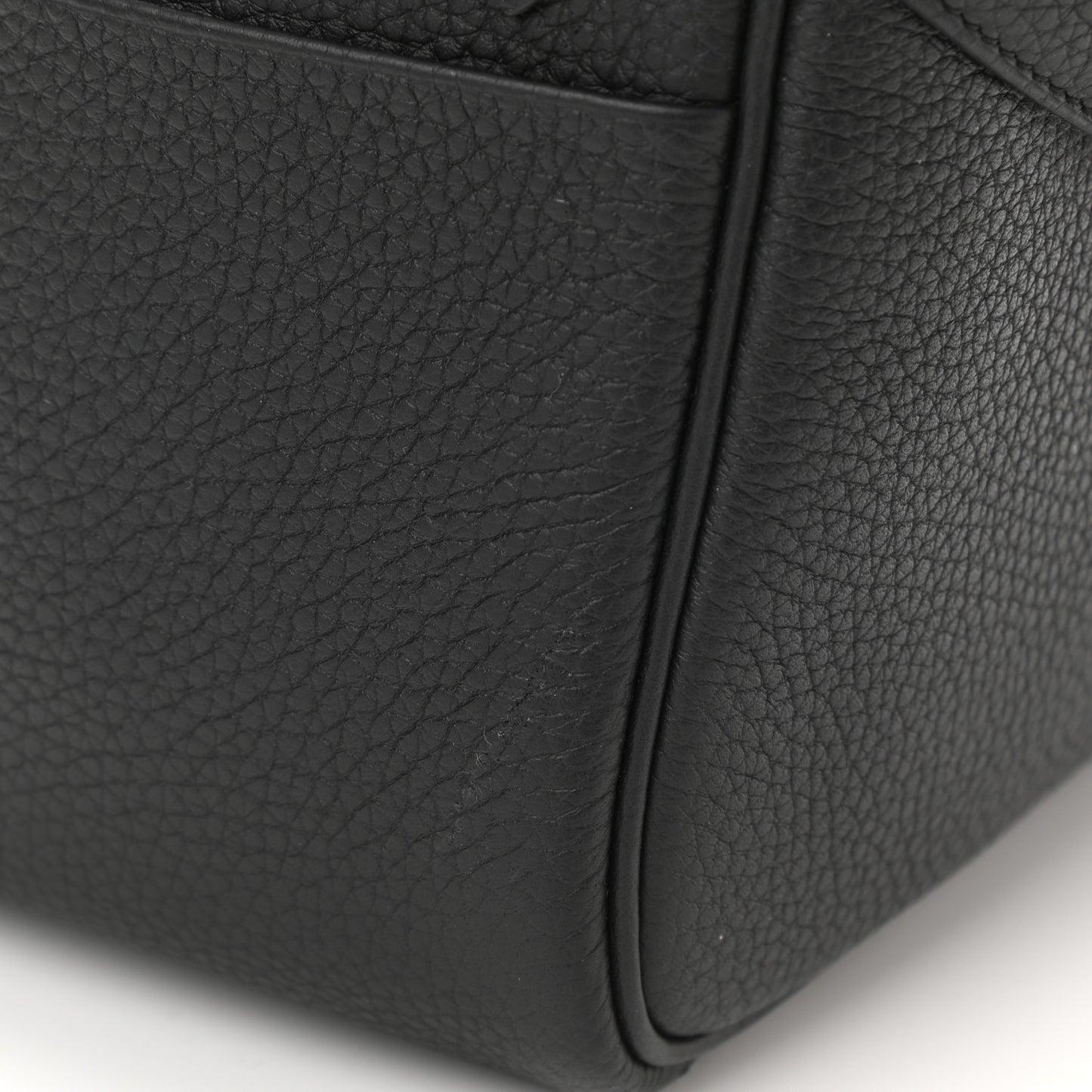 Taurillon Clemence Lindy 26 Black