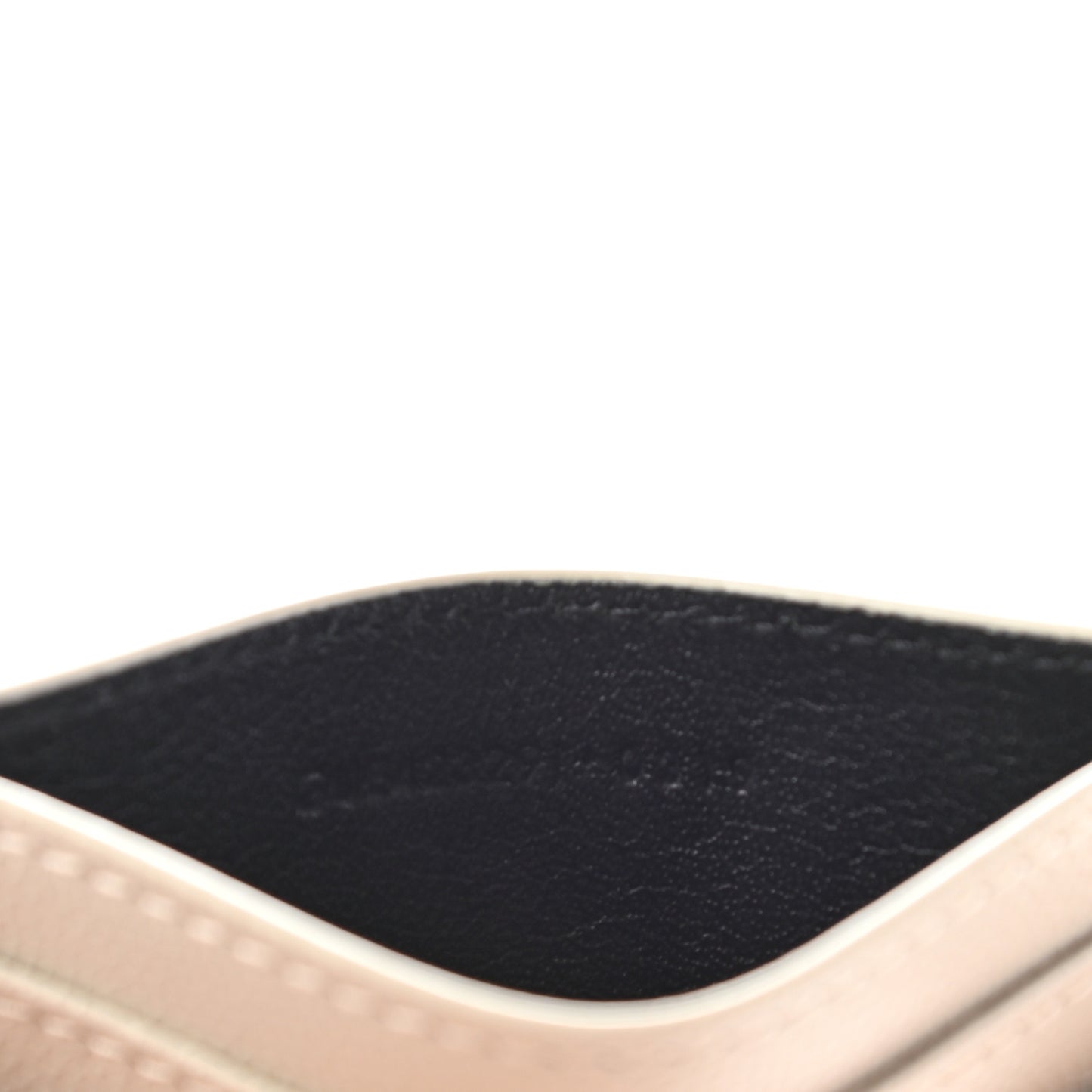 Grain De Poudre Matelasse Chevron Monogram Credit Card Case Crema Soft