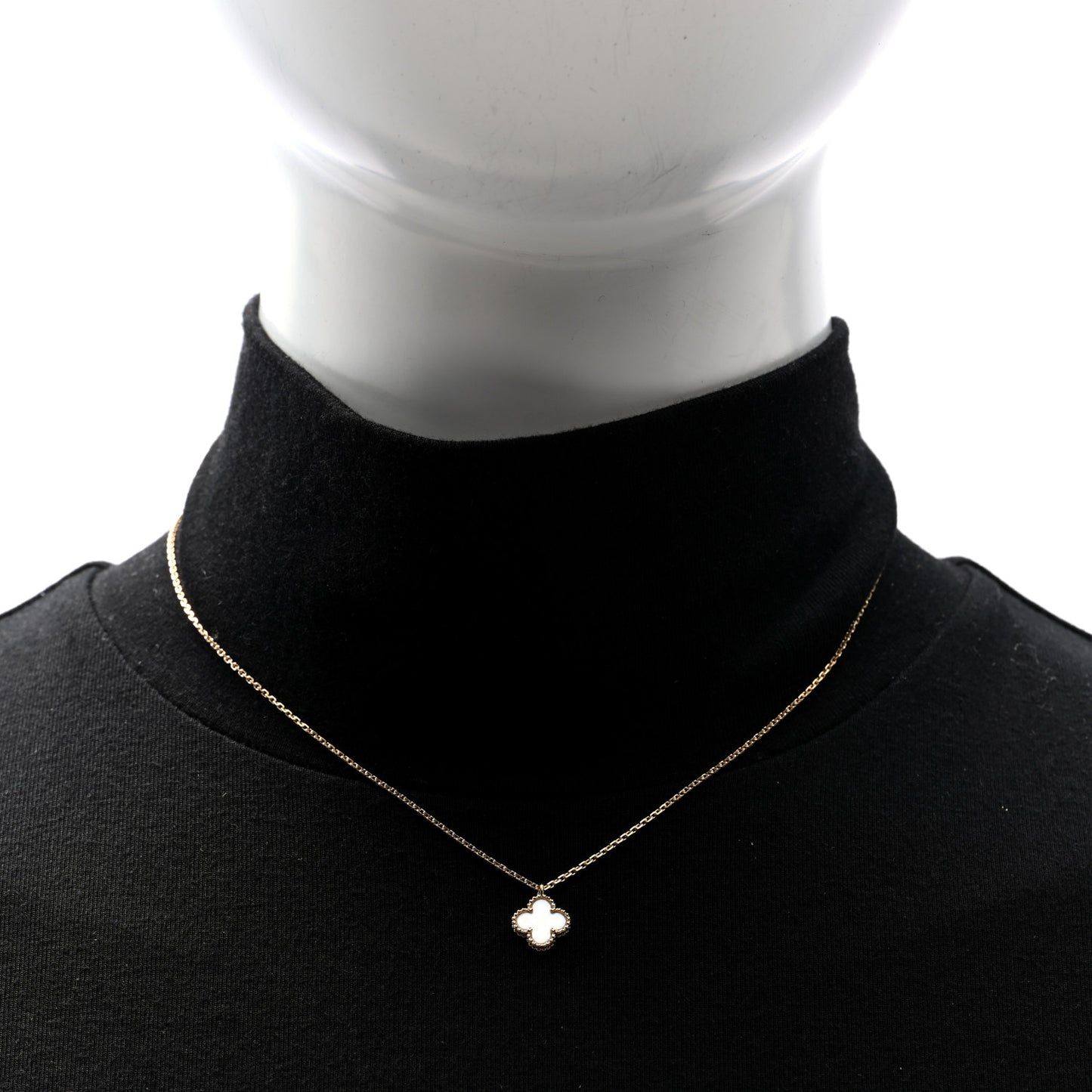 18K Yellow Gold Mother of Pearl Sweet Alhambra Pendant Necklace