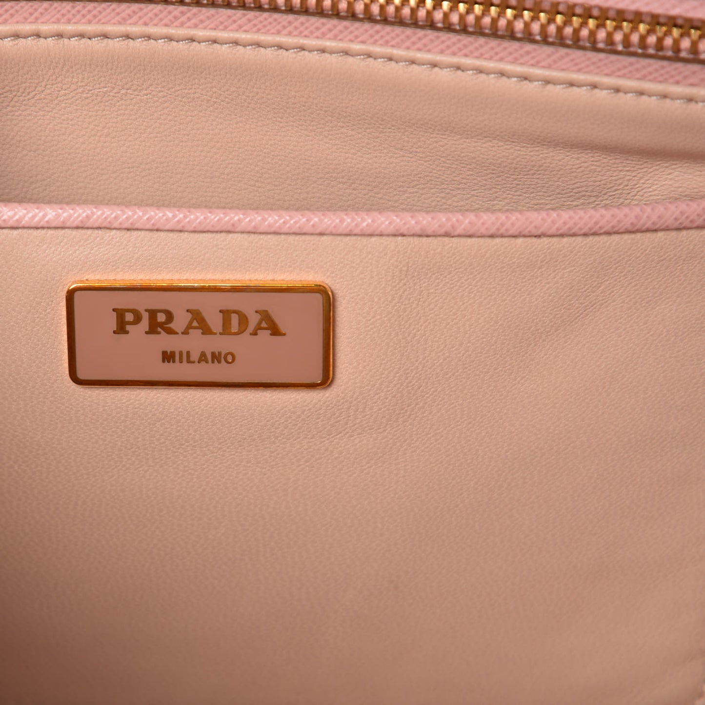 Saffiano Lux Bi-Color Promenade Dome Tote Orchidea Talco