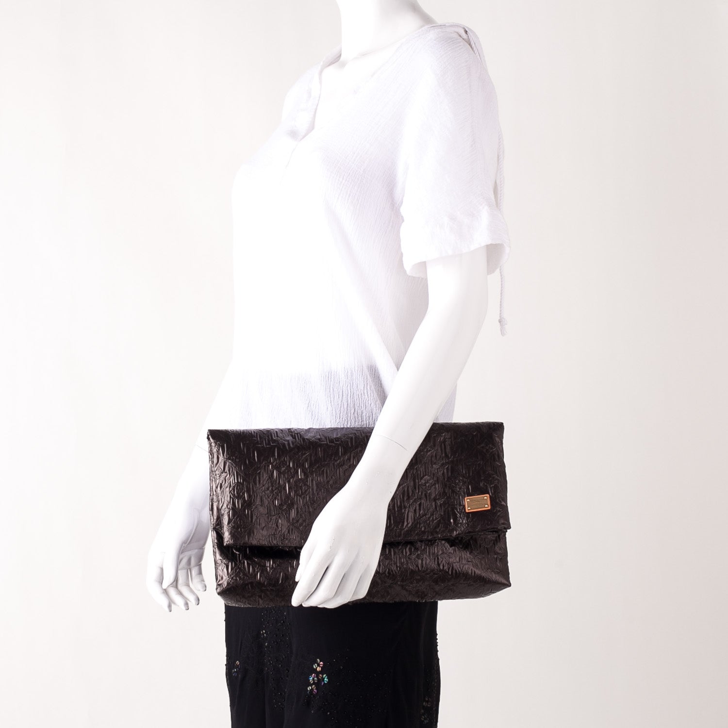 Louis Vuitton Jacquard Quilted Monogram Limelight Clutch GM Black 2 of 8