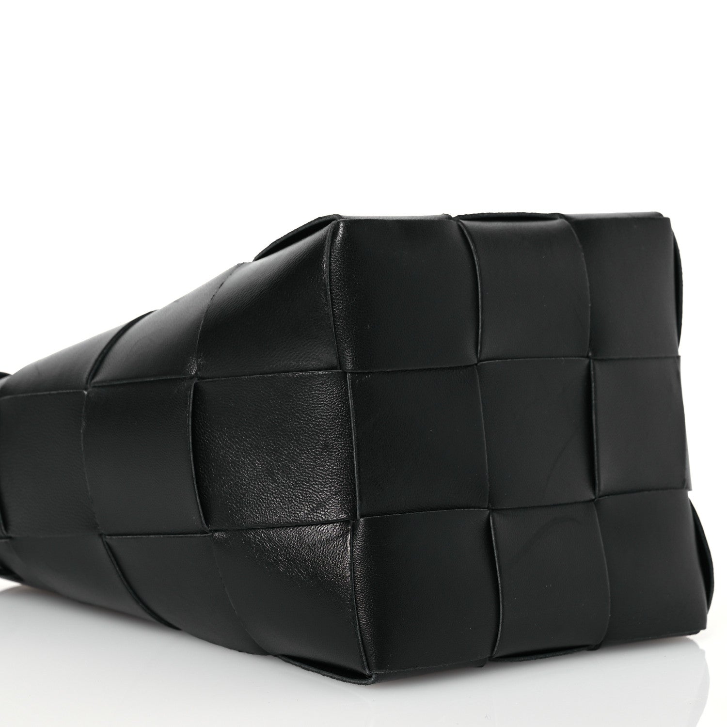Bottega Veneta Nappa Maxi Intrecciato Small Cassette Bucket Bag Black 7 of 11