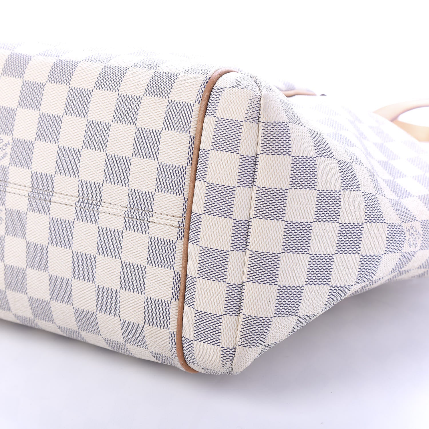 Louis Vuitton Damier Azur Totally MM 7 of 9