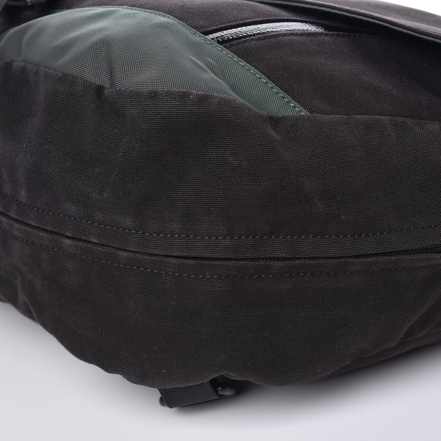 Canvas Nylon Sport Messenger Black