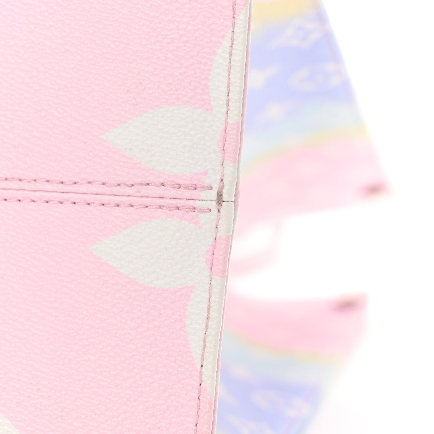 Louis Vuitton Monogram Escale Onthego GM Pastel 11 of 13