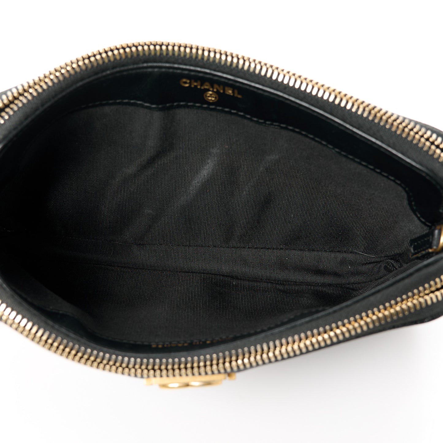 Caviar Chevron Small Boy Clutch With Chain Black