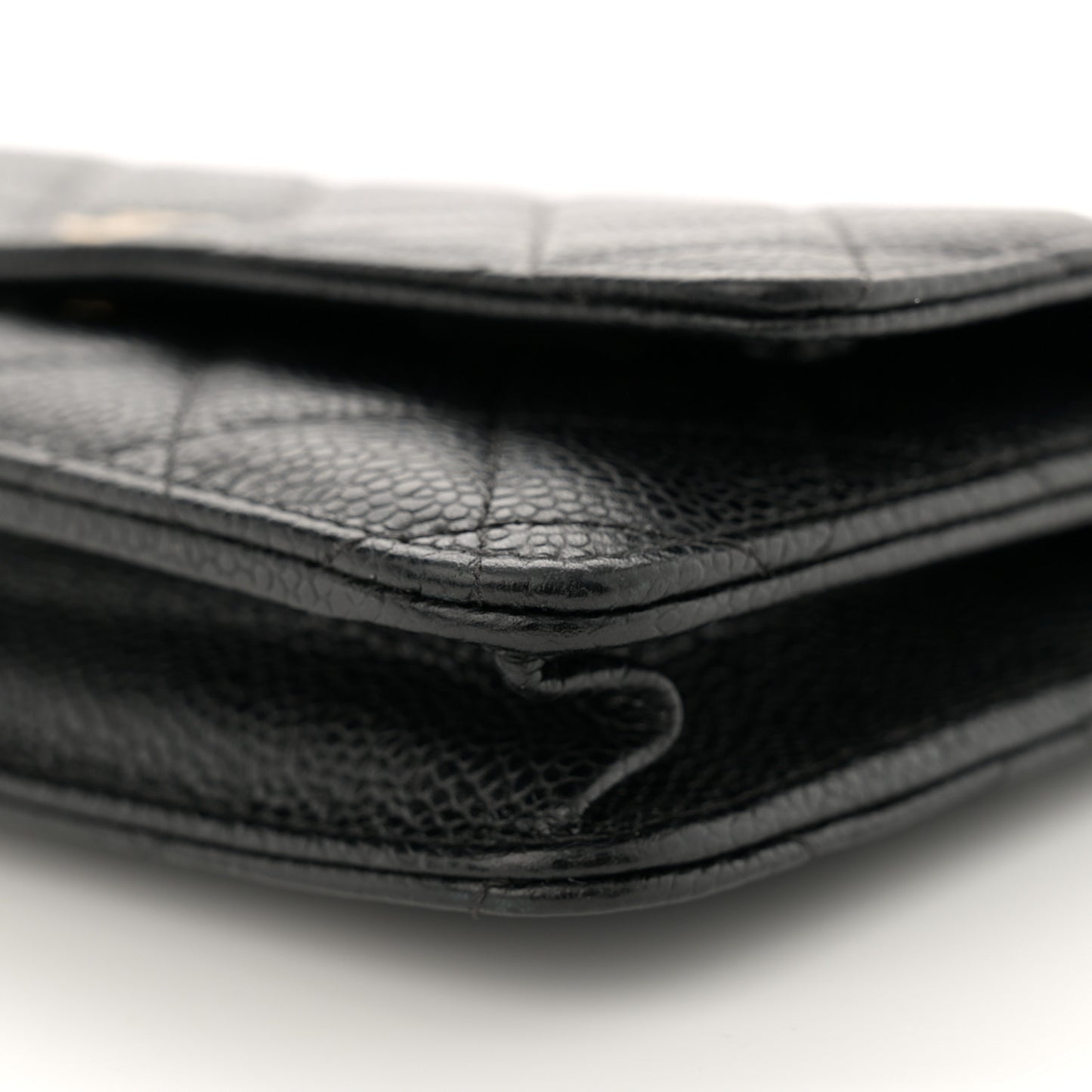 Caviar Quilted Wallet on Chain WOC Black