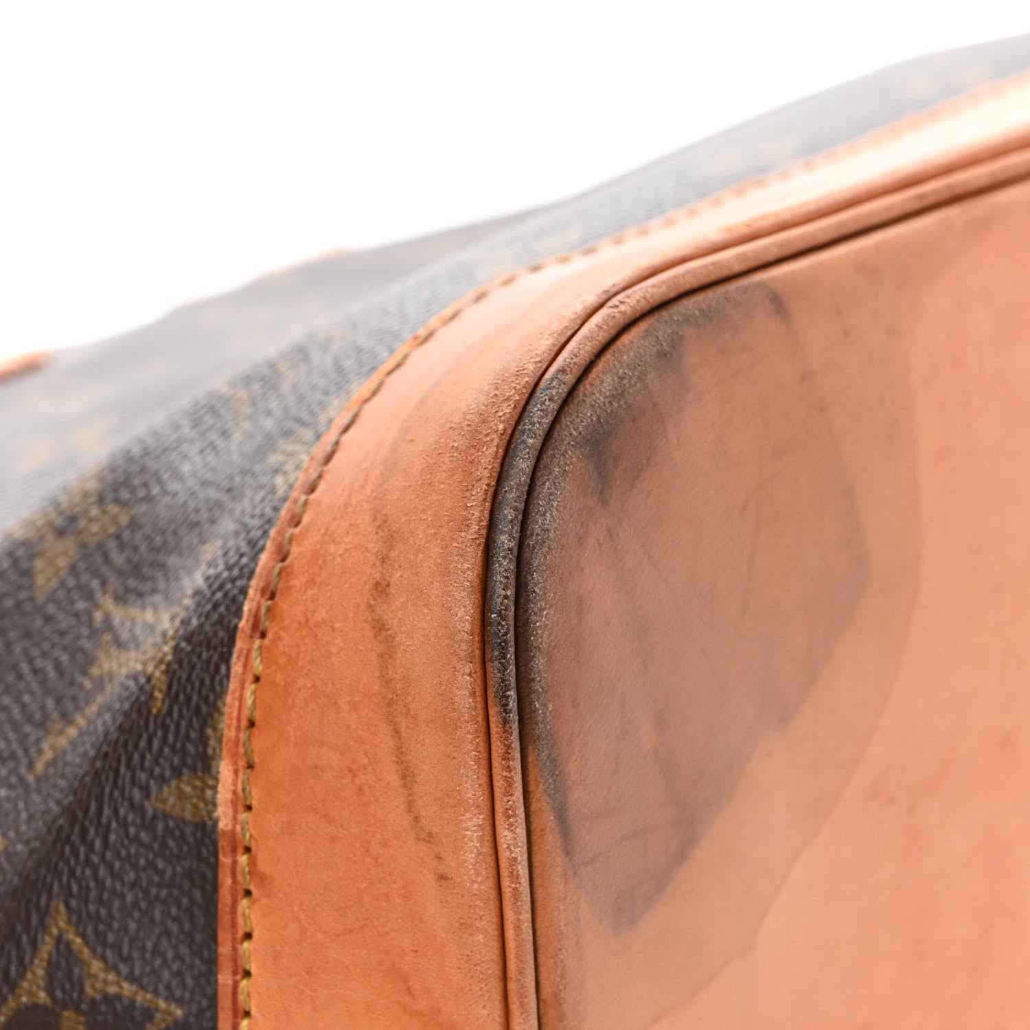 Louis Vuitton Monogram Alma PM 9 of 20