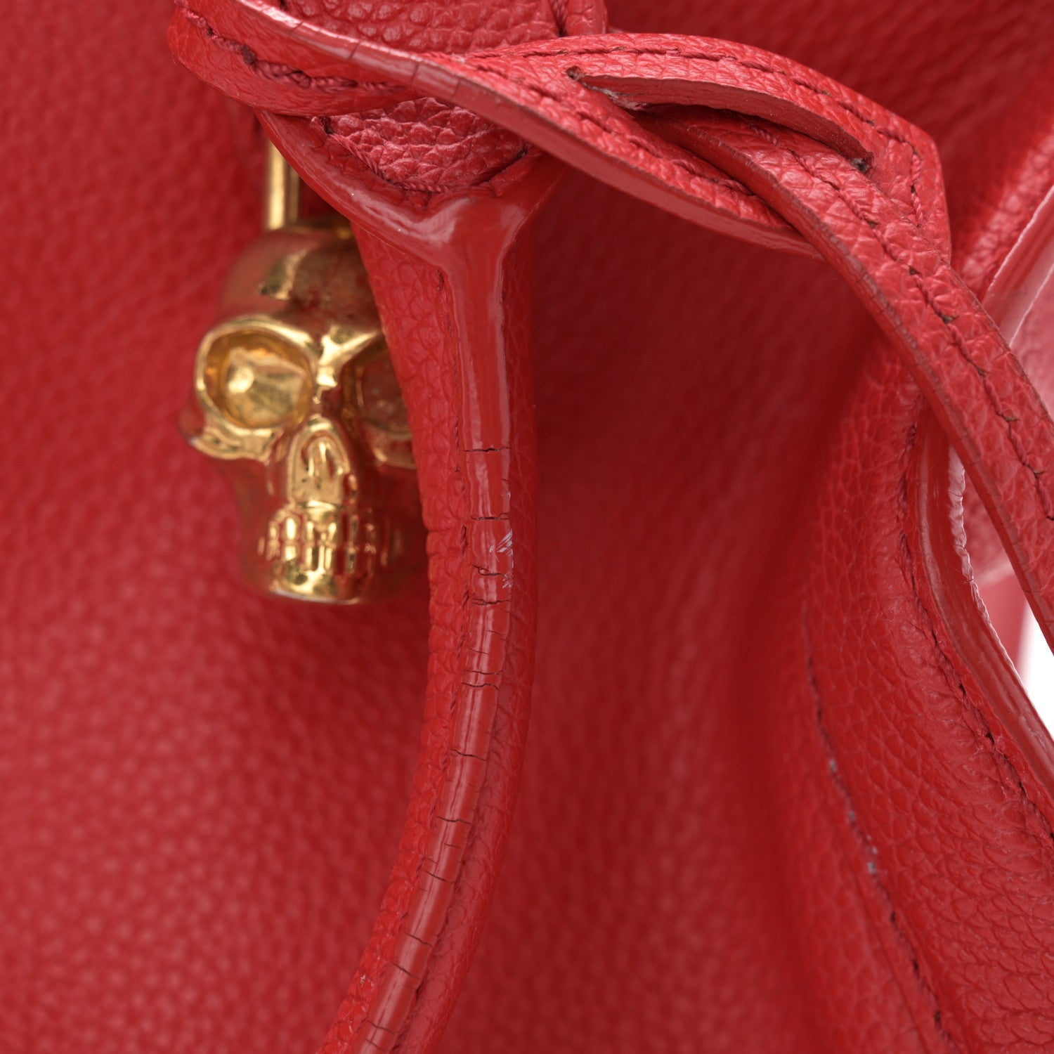 Alexander McQueen Pebbled Calfskin Small Skull Padlock Zip Around Tote Red 12 of 19